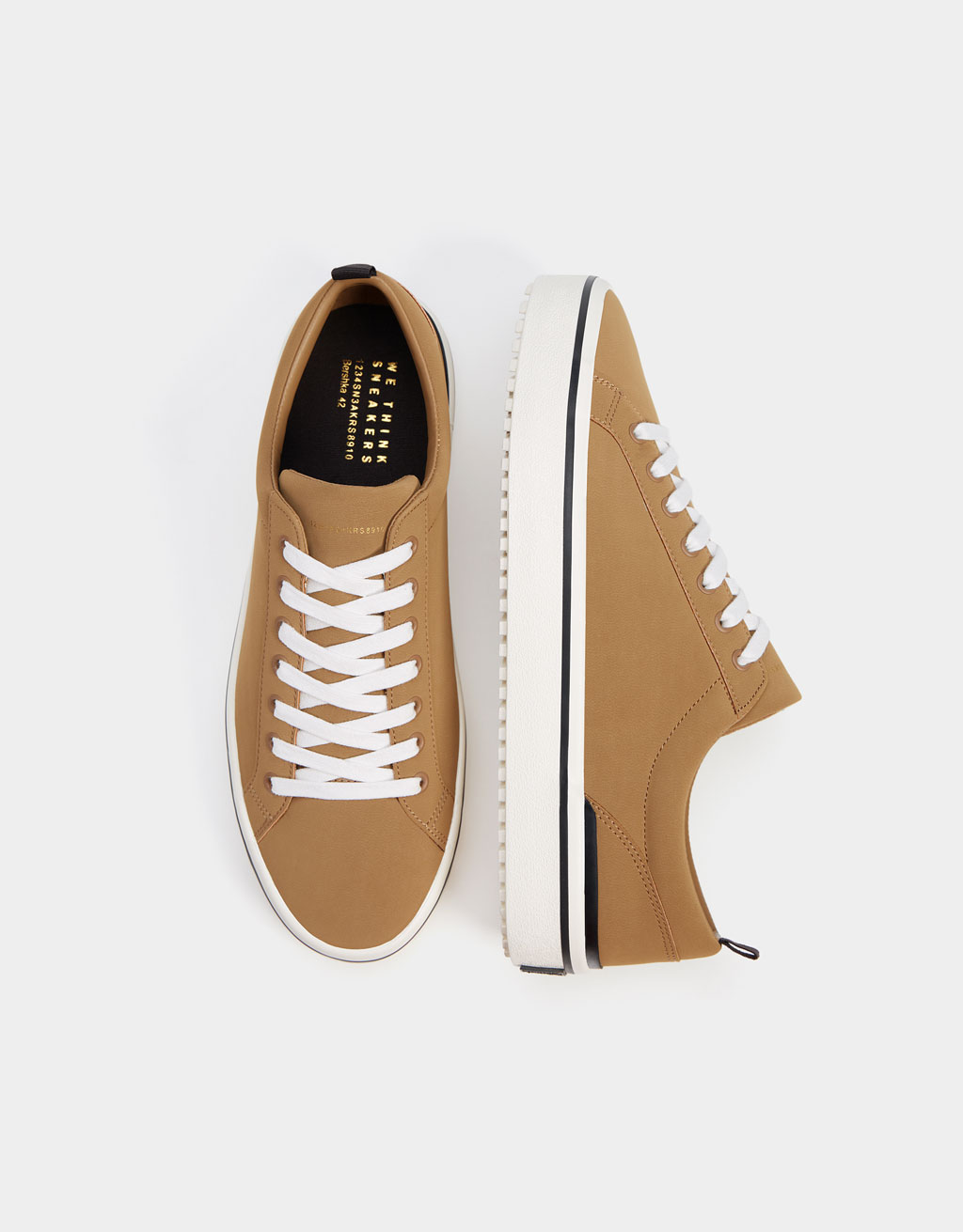 Men's contrasting sneakers